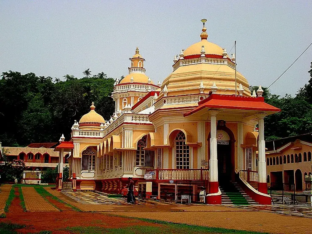 Shri Mangeshi Temple